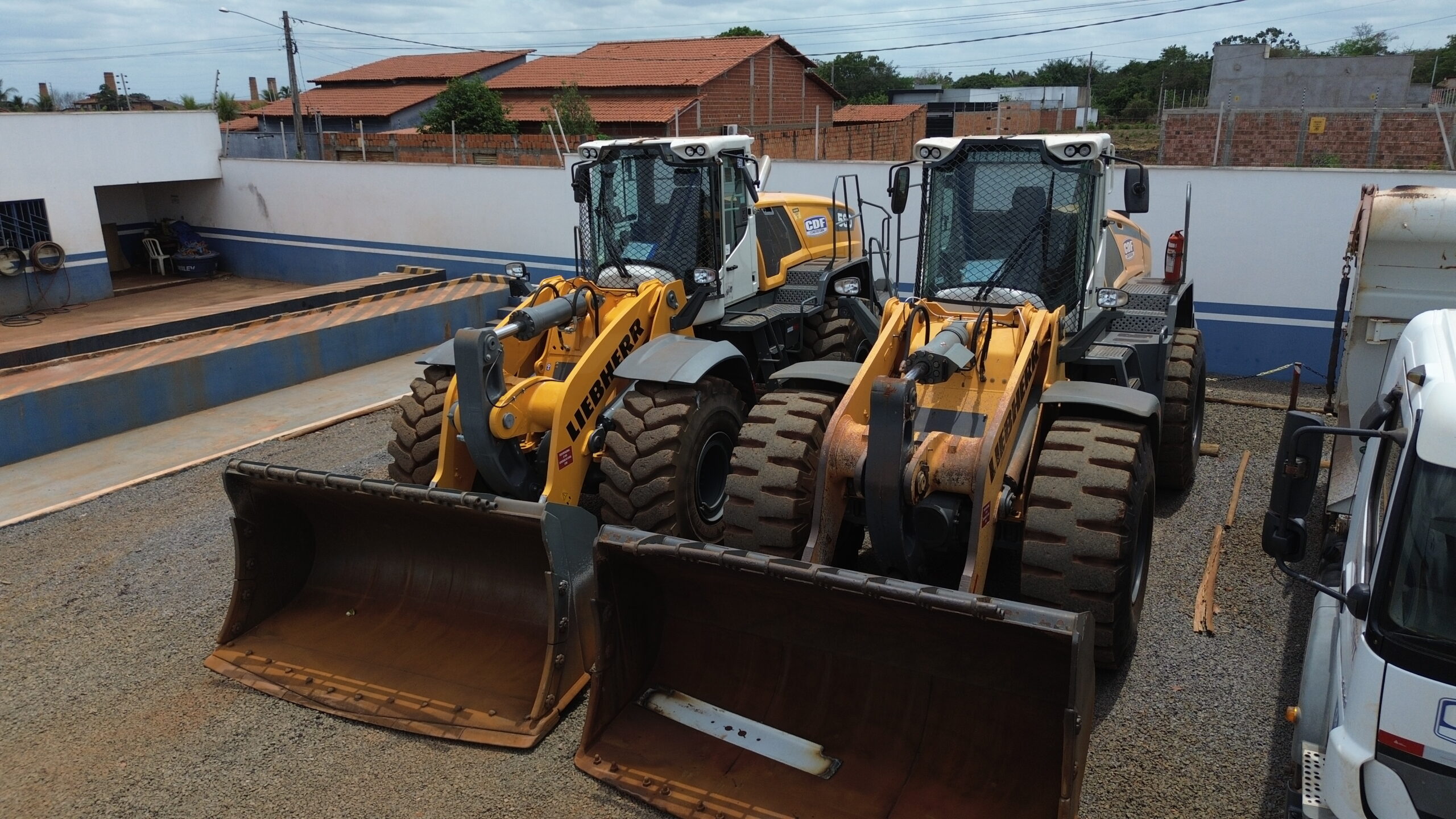 carregadeira liebherr 580